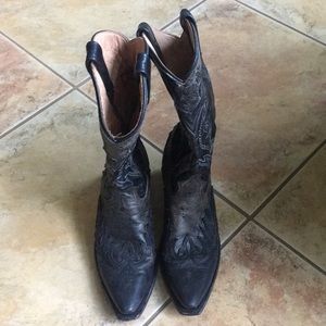 Women’s Cowboy Boots